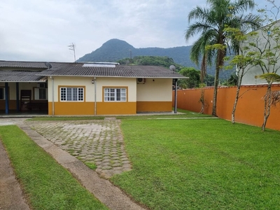 Casa em Martim de Sá, Caraguatatuba/SP de 20m² 1 quartos à venda por R$ 249.000,00