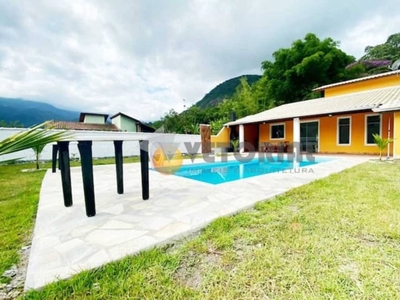 Casa em Massaguaçu, Caraguatatuba/SP de 384m² 4 quartos à venda por R$ 749.000,00