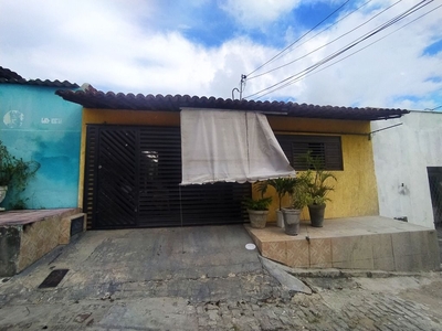 Casa em Nova Descoberta, Natal/RN de 133m² 3 quartos à venda por R$ 259.000,00