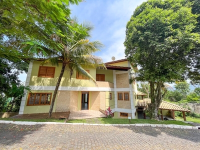 Casa em Piratininga, Niterói/RJ de 612m² 4 quartos para locação R$ 9.000,00/mes