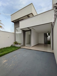 Casa em Residencial Village Garavelo, Aparecida de Goiânia/GO de 180m² 3 quartos à venda por R$ 379.000,00