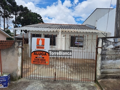 Casa em Uvaranas, Ponta Grossa/PR de 50m² 3 quartos para locação R$ 600,00/mes