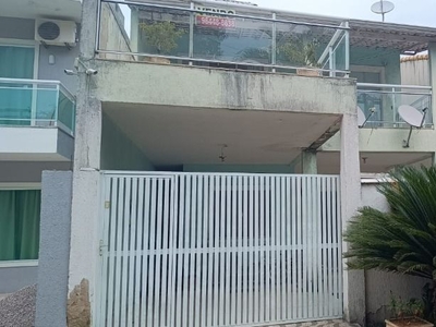 Casa em Várzea das Moças, São Gonçalo/RJ de 200m² 3 quartos à venda por R$ 389.000,00