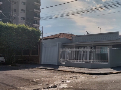 Casa em Vila Fátima, Penápolis/SP de 193m² 3 quartos à venda por R$ 394.000,00