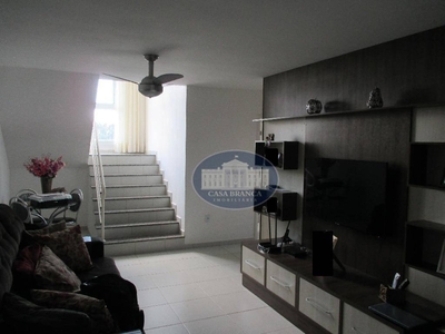 Cobertura em Conjunto Habitacional Pedro Perri, Araçatuba/SP de 123m² 3 quartos à venda por R$ 444.000,00 ou para locação R$ 2.500,00/mes