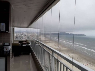 Espetacular apartamento alto padrão com frente mar