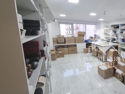 Sala em Alphaville Industrial, Barueri/SP de 40m² à venda por R$ 423.000,00