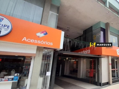 Sala em Centro, Joinville/SC de 250m² para locação R$ 9.000,00/mes