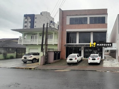 Sala em Iririú, Joinville/SC de 120m² para locação R$ 2.230,00/mes