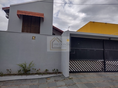 Sobrado em Balneário Stella Maris, Peruíbe/SP de 360m² 5 quartos à venda por R$ 889.000,00