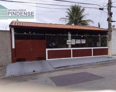 4 dormitórios na Rua Alcides Ferreira