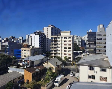 Apartamento a Venda no bairro Centro em Caxias do Sul - RS. 2 banheiros, 2 dormitórios, 1