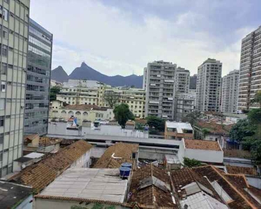 Apartamento - / Residencial / Flamengo