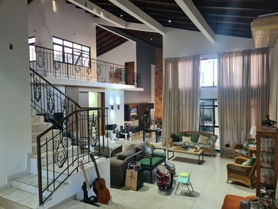 Casa à venda 1 Quarto, 4 Suites, 3 Vagas, 650M², Itanhangá Park, Campo Grande - MS
