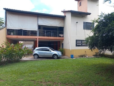 Casa com 04 quartos (02 suítes) à venda, 441 m² por R$ 1.100.000 - Jardim América - Goiâni