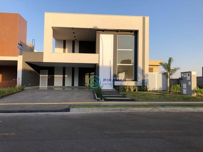 Casa com 4 dormitórios à venda, 212 m² por R$ 2.300.000,00 - Residencial Goiânia Golfe Clu