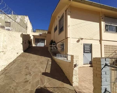 ![CDATA[Casa Condominio para Venda - 210.65m², 4 dormitórios, 3 vagas - Santa Tereza]]