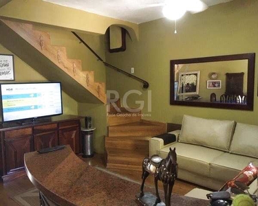 ![CDATA[Casa para Venda - 140m², 3 dormitórios, 2 vagas - Hípica]]