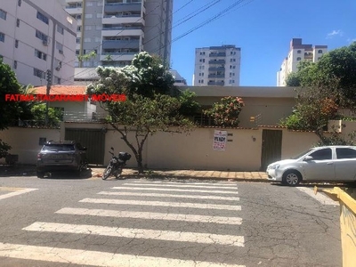 GOIÂNIA - Casa Padrão - SETOR LESTE UNIVERSITÁRIO