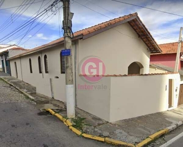 OPORTUNIDADE LOCAÇÃO. CASA COM 4 DORMITORIOS NO CENTRO JACAREÍ