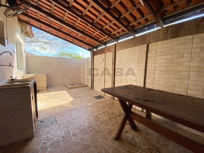 Pe- Oportunidade!! Casa toda reformada com modulados no Cond. Vila Itacaré!!