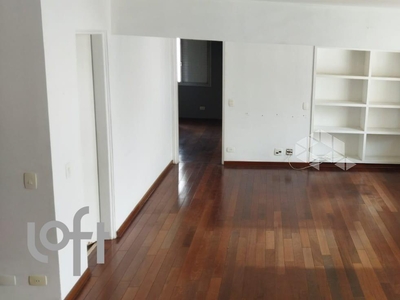 Apartamento à venda em Jardim América com 250 m², 3 quartos, 1 suíte, 2 vagas
