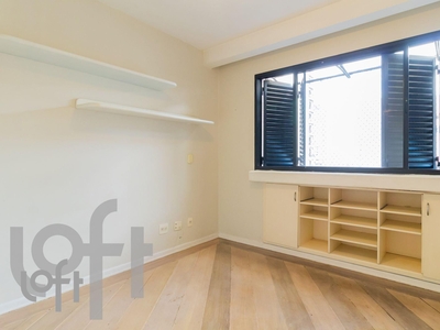 Apartamento à venda em Vila Olímpia com 116 m², 2 quartos, 1 suíte, 2 vagas