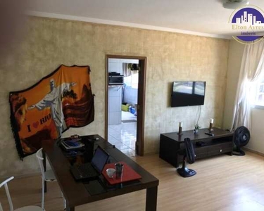 Apartamento 2 dormitórios + dependência Embaré