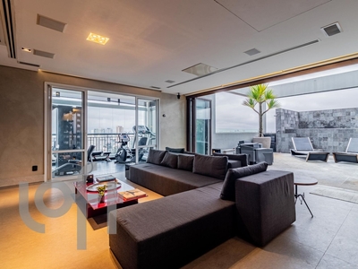 Apartamento à venda em Aclimação com 390 m², 3 quartos, 2 suítes, 6 vagas