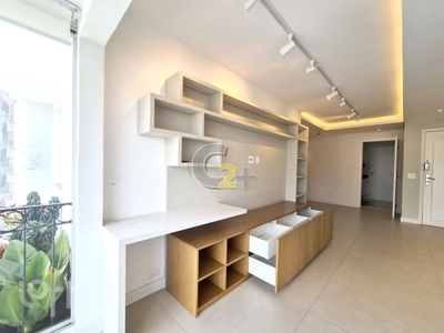 Apartamento à venda em Pinheiros com 105 m², 3 quartos, 1 suíte, 2 vagas