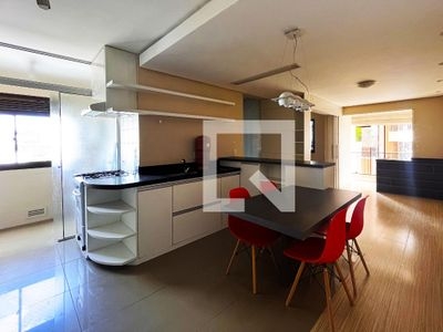 Apartamento para alugar com 3 dorms, 68m²