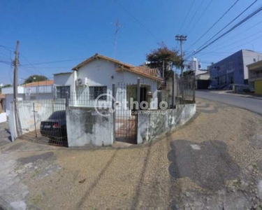 CASA RESIDENCIAL em Campinas - SP, Taquaral