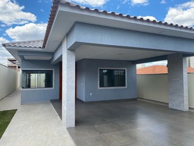 Casa alto padrão Pq Laguna II na Vila Militar