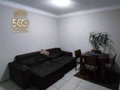 Apartamento com 2 dormitórios para alugar, 53 m² por R$ 2.684,00/mês - Capoeiras - Florian