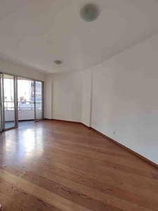 Apartamento com 2 quartos para alugar no bairro Savassi, 88m²