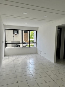 Apartamento para venda possui 57 metros quadrados com 2 quartos em Boa Viagem - Recife - P