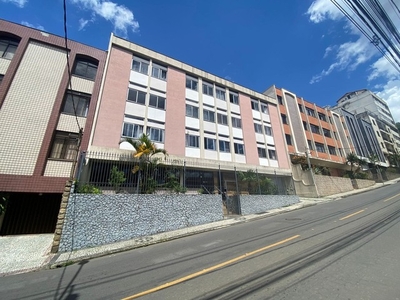 Apartamento para venda tem 99 metros quadrados com 3 quartos em Vale do Ipê - Juiz de Fora