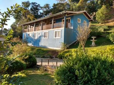 Casa c/ piscina condomínio Locação e Venda c/ 240 m² - 4 dormitórios em Araçariguama