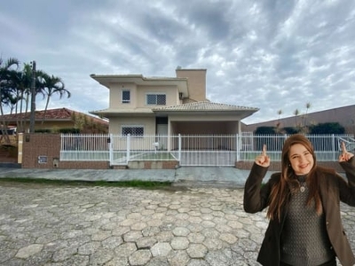 Casa com 3 quartos à venda na Rosaldo Michelon, 321, Fazenda Santo Antônio, São José, 180 m2 por R$ 880.000