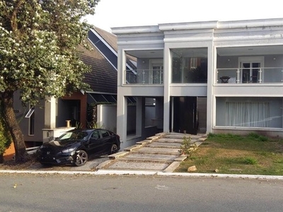 Casa de condomínio fechado para aluguel e venda com 420m² , 4 suítes , 5 vagas - Residenc