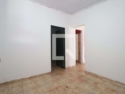 Casa para Aluguel - Guará, 1 Quarto, 40 m² - Brasília