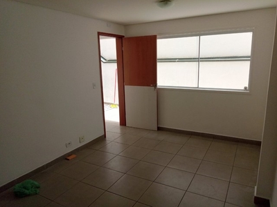 Casa para aluguel possui 60 m² com 2 quartos em Jardim Maracá - São Paulo - São Paulo
