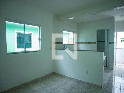 Casa / Sobrado em Condomínio para Aluguel - Vila São Luiz, 1 Quarto, 45 m² - Duque de Caxias