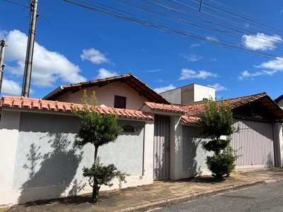 Itabirito - Casa Padrão - Monte Sinai