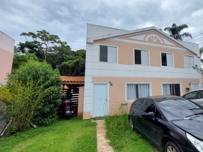 Sobrado em Condomínio - Cotia, SP no bairro Jardim Ísis