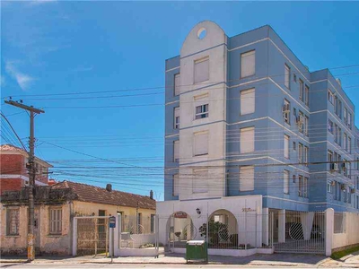 Apartamento com 2 quartos à venda no bairro Centro, 51m²