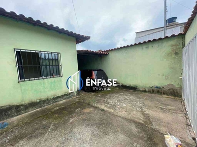 Casa com 2 quartos à venda no bairro Resplendor, 180m²