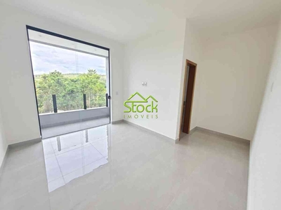 Casa com 3 quartos à venda no bairro Portal do Sol, 180m²