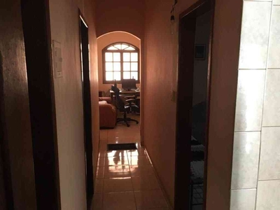 Casa com 3 quartos à venda no bairro Recanto Verde, 180m²