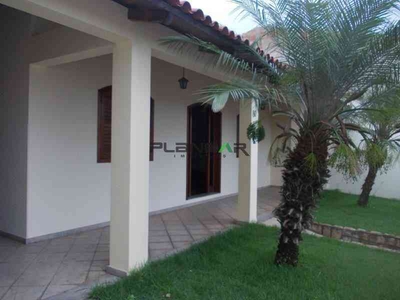 Casa com 3 quartos à venda no bairro Riacho das Pedras, 300m²